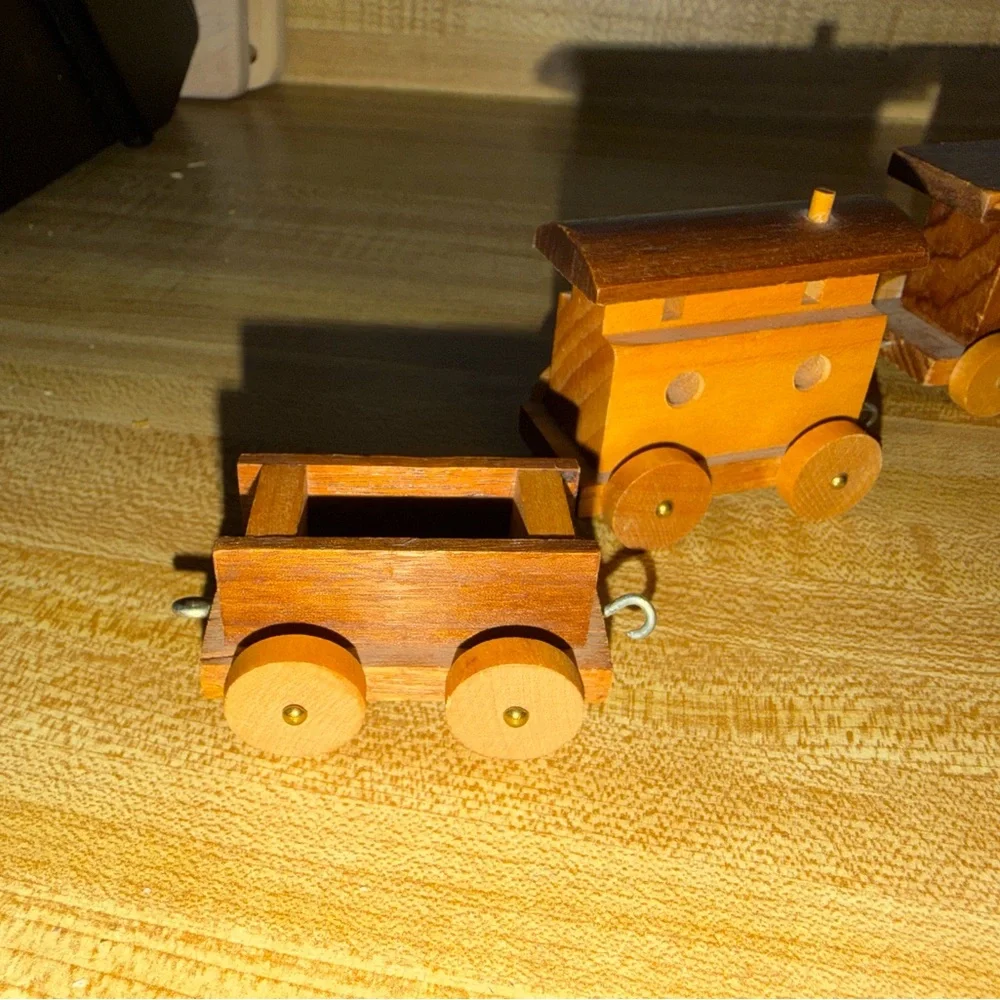 Vintage‎ 90s toystalgia Wooden Train Set for Kids collectibles trains fun play